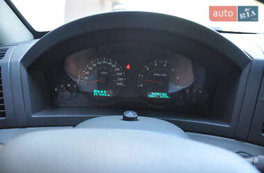 Внедорожник / Кроссовер Jeep Grand Cherokee 2006 в 