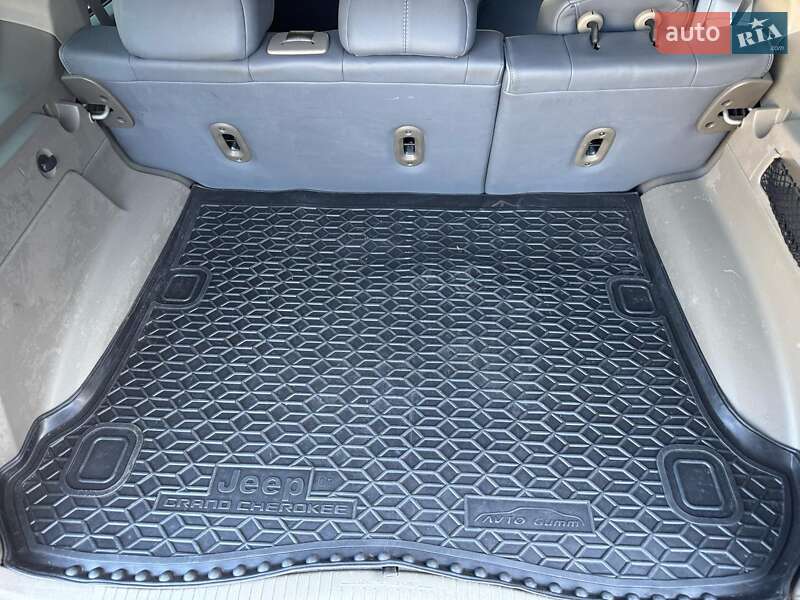 Внедорожник / Кроссовер Jeep Grand Cherokee 2007 в Звягеле фото 12 Внедорожник / Кроссовер Jeep Grand Cherokee 2007 в Звягеле