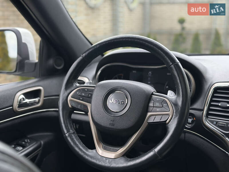 Внедорожник / Кроссовер Jeep Grand Cherokee 2014 в Тернополе