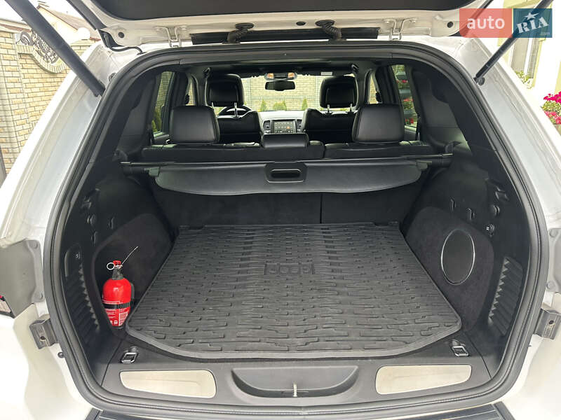 Внедорожник / Кроссовер Jeep Grand Cherokee 2014 в Тернополе