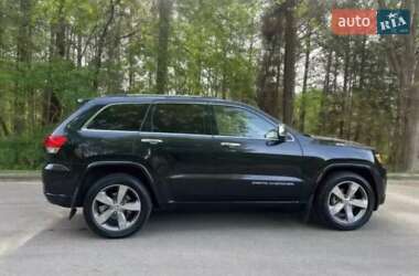 Внедорожник / Кроссовер Jeep Grand Cherokee 2015 в 