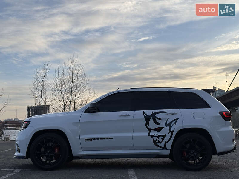 Внедорожник / Кроссовер Jeep Grand Cherokee 2017 в Киеве фото 10 Внедорожник / Кроссовер Jeep Grand Cherokee 2017 в Киеве