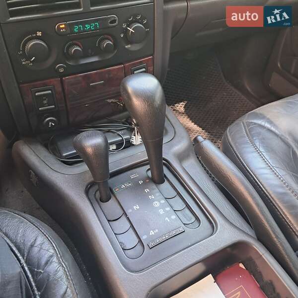Внедорожник / Кроссовер Jeep Grand Cherokee 2001 в Краматорске