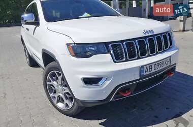 Позашляховик / Кросовер Jeep Grand Cherokee 2020 в 