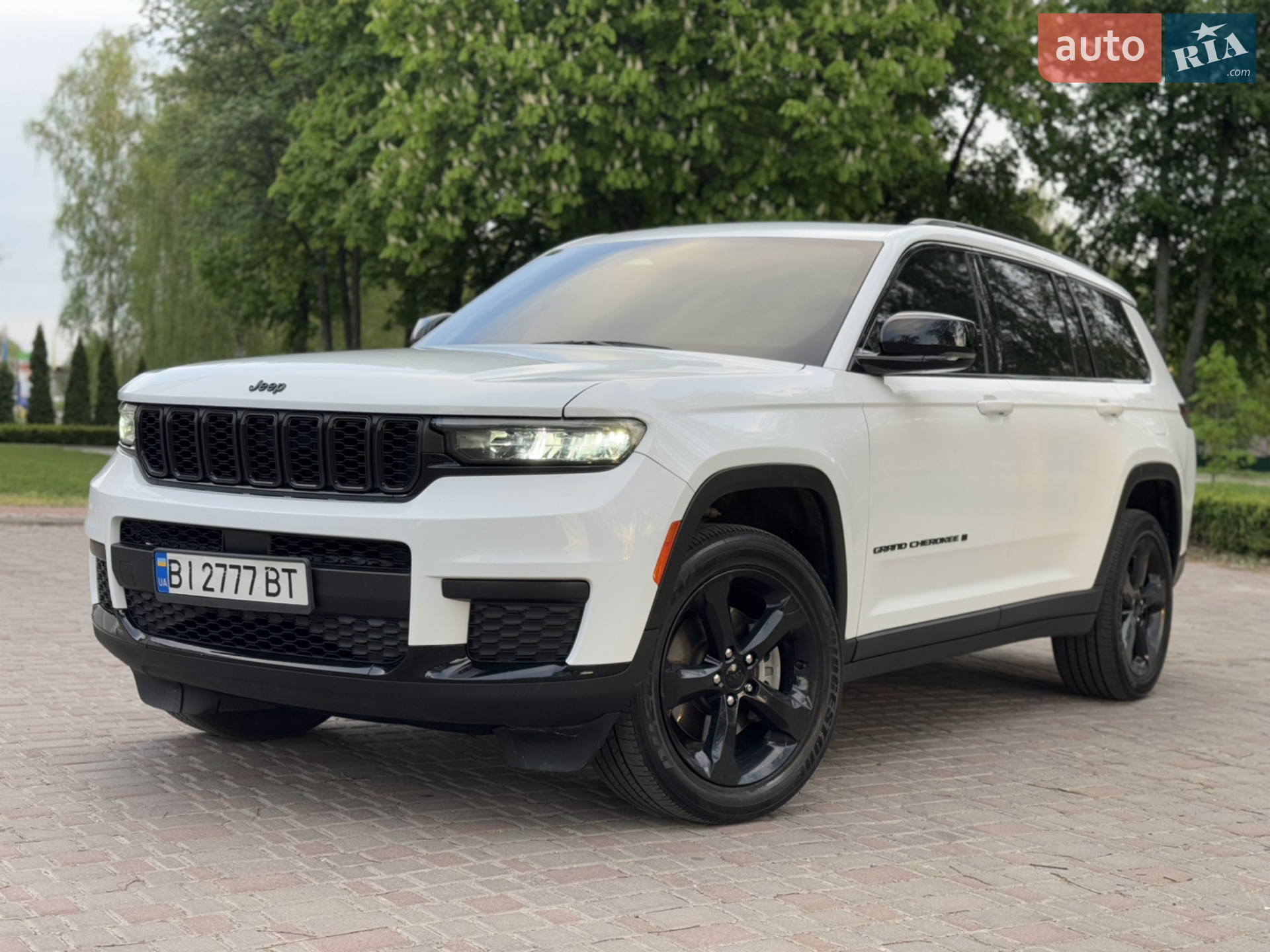2022 Jeep Grand Cherokee - мініатюра 9