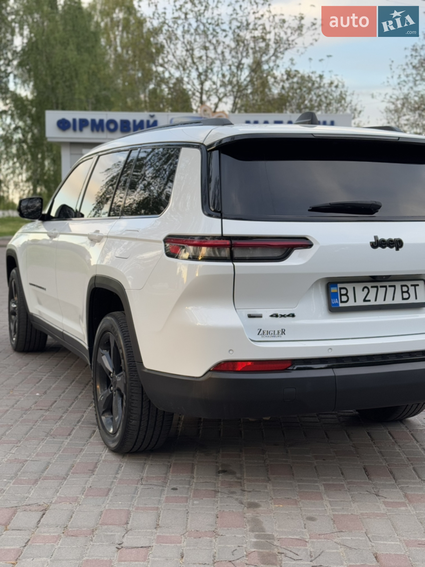 2022 Jeep Grand Cherokee - мініатюра 37