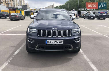 Внедорожник / Кроссовер Jeep Grand Cherokee 2013 в 