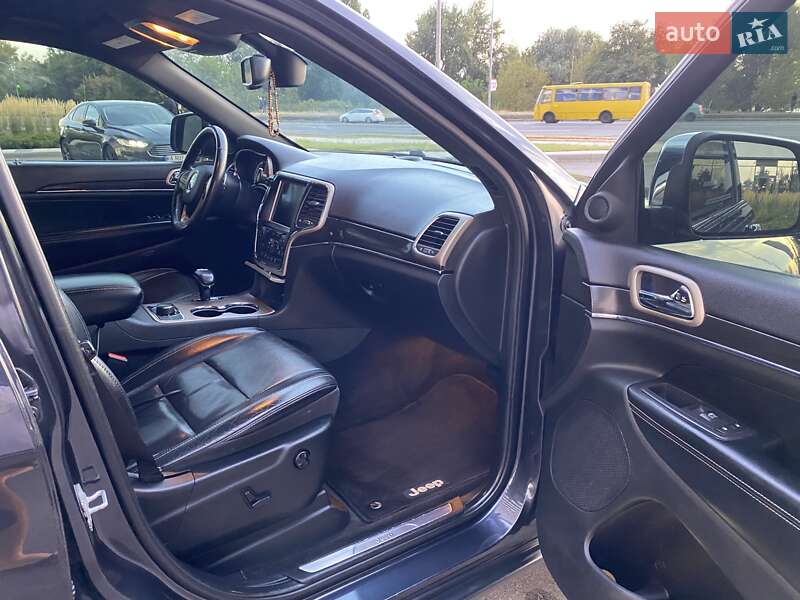 Позашляховик / Кросовер Jeep Grand Cherokee 2014 в Києві