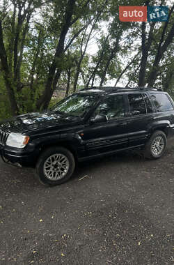 Внедорожник / Кроссовер Jeep Grand Cherokee 2002 в 