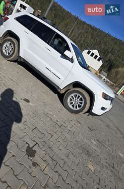 Внедорожник / Кроссовер Jeep Grand Cherokee 2020 в 