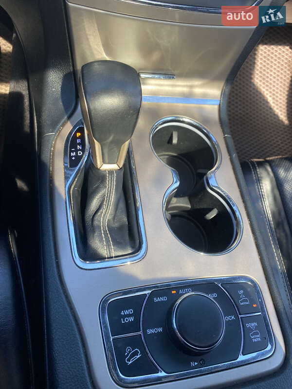 Внедорожник / Кроссовер Jeep Grand Cherokee 2017 в Виннице