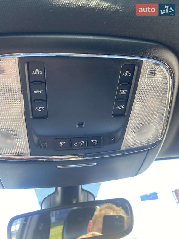 Внедорожник / Кроссовер Jeep Grand Cherokee 2017 в Виннице