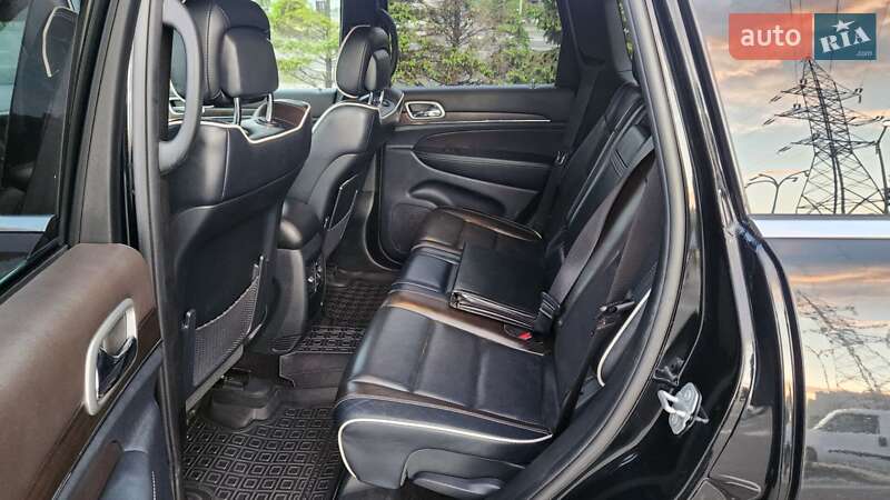 Внедорожник / Кроссовер Jeep Grand Cherokee 2018 в Киеве