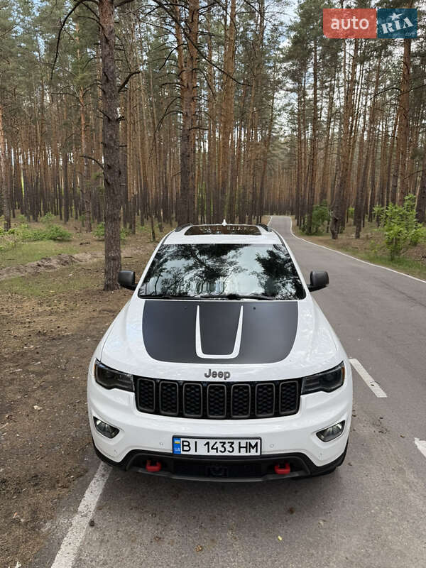 Внедорожник / Кроссовер Jeep Grand Cherokee 2017 в Полтаве
