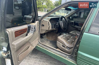 Позашляховик / Кросовер Jeep Grand Cherokee 1995 в 