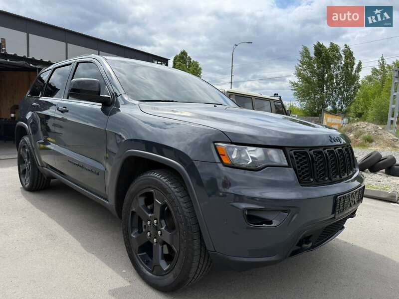 Позашляховик / Кросовер Jeep Grand Cherokee 2018 в Києві