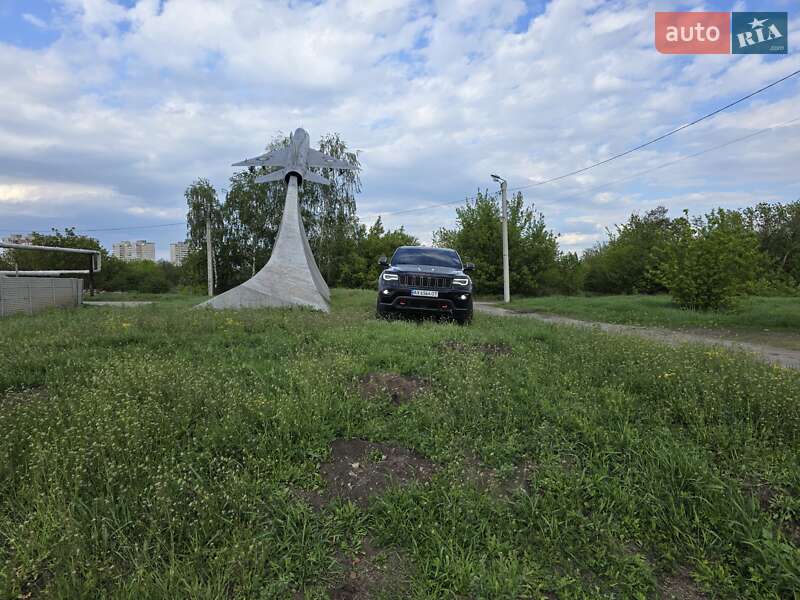 Позашляховик / Кросовер Jeep Grand Cherokee 2018 в Харкові