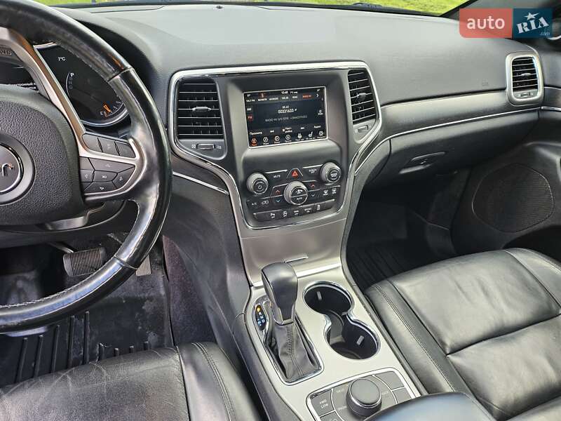 Внедорожник / Кроссовер Jeep Grand Cherokee 2017 в Львове