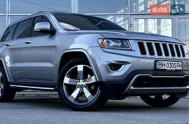 Позашляховик / Кросовер Jeep Grand Cherokee 2014 в 