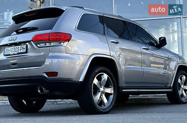 Позашляховик / Кросовер Jeep Grand Cherokee 2014 в 