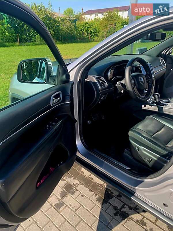 Внедорожник / Кроссовер Jeep Grand Cherokee 2021 в Луцке