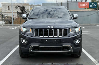 Внедорожник / Кроссовер Jeep Grand Cherokee 2016 в 