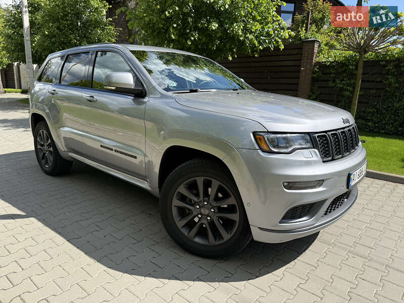 Внедорожник / Кроссовер Jeep Grand Cherokee 2019 в Киеве