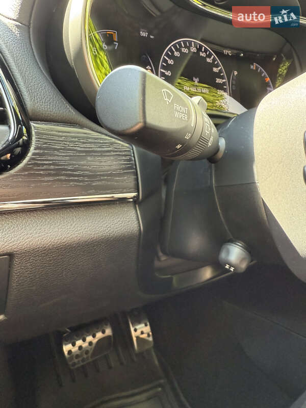 Внедорожник / Кроссовер Jeep Grand Cherokee 2019 в Киеве