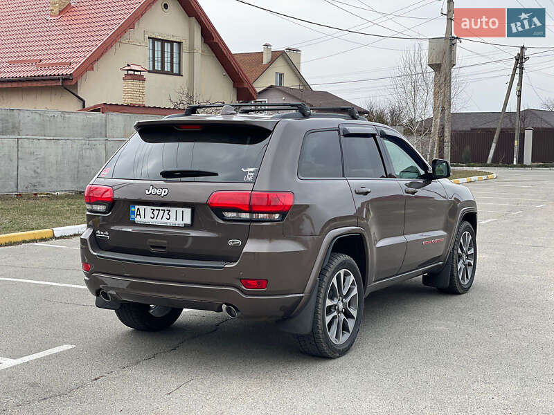 Внедорожник / Кроссовер Jeep Grand Cherokee 2018 в Киеве
