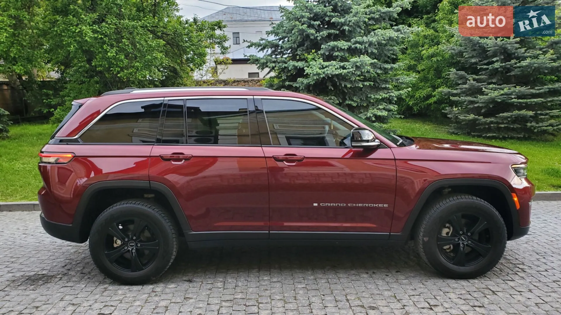 2022 Jeep Grand Cherokee - мініатюра 4