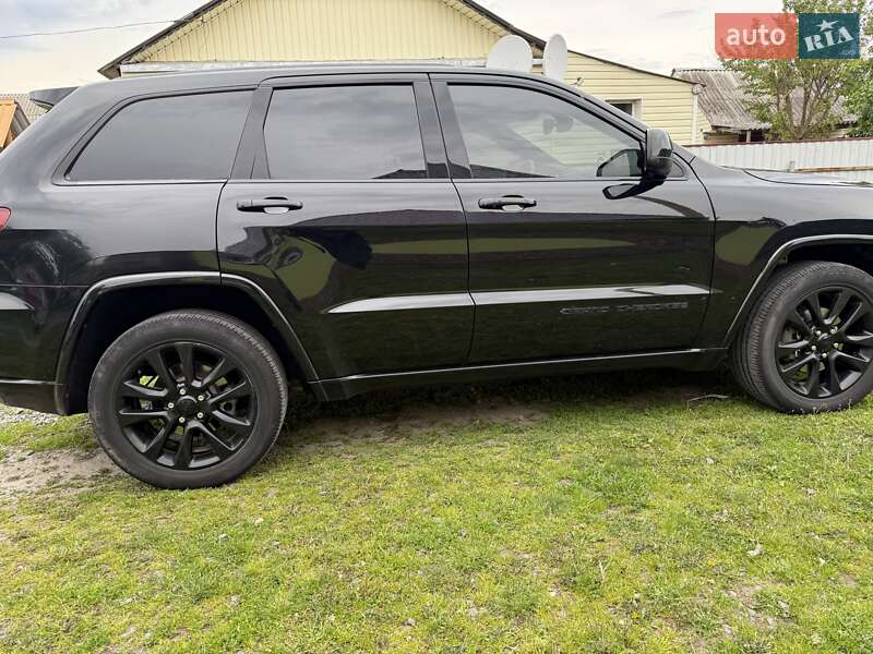 Позашляховик / Кросовер Jeep Grand Cherokee 2017 в Житомирі