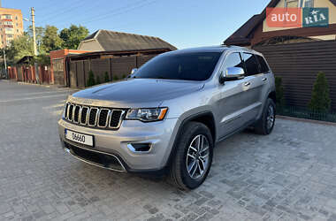 Позашляховик / Кросовер Jeep Grand Cherokee 2021 в 