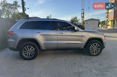 Позашляховик / Кросовер Jeep Grand Cherokee 2021 в 