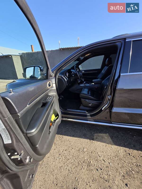 Внедорожник / Кроссовер Jeep Grand Cherokee 2015 в Житомире