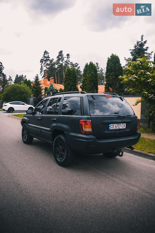 Внедорожник / Кроссовер Jeep Grand Cherokee 2003 в Черкассах
