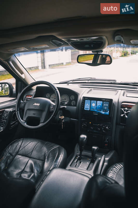 Внедорожник / Кроссовер Jeep Grand Cherokee 2003 в Черкассах