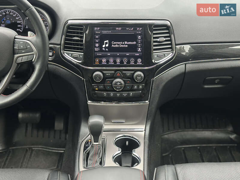Внедорожник / Кроссовер Jeep Grand Cherokee 2020 в Киеве