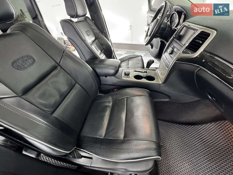 Внедорожник / Кроссовер Jeep Grand Cherokee 2011 в Трускавце