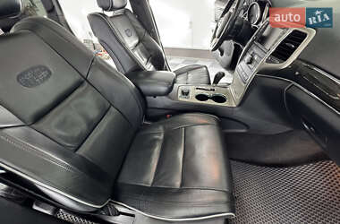 Внедорожник / Кроссовер Jeep Grand Cherokee 2011 в 