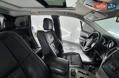 Внедорожник / Кроссовер Jeep Grand Cherokee 2011 в 