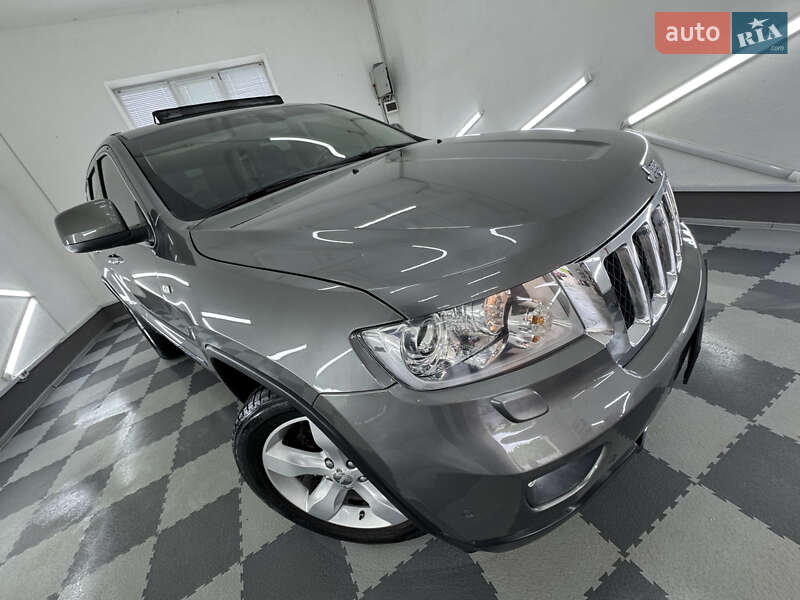 Внедорожник / Кроссовер Jeep Grand Cherokee 2011 в Трускавце