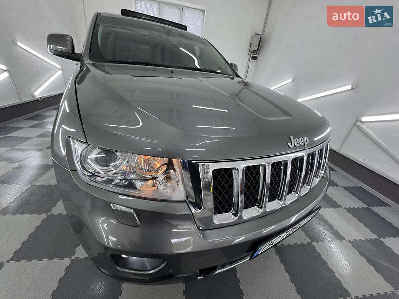 Внедорожник / Кроссовер Jeep Grand Cherokee 2011 в Трускавце