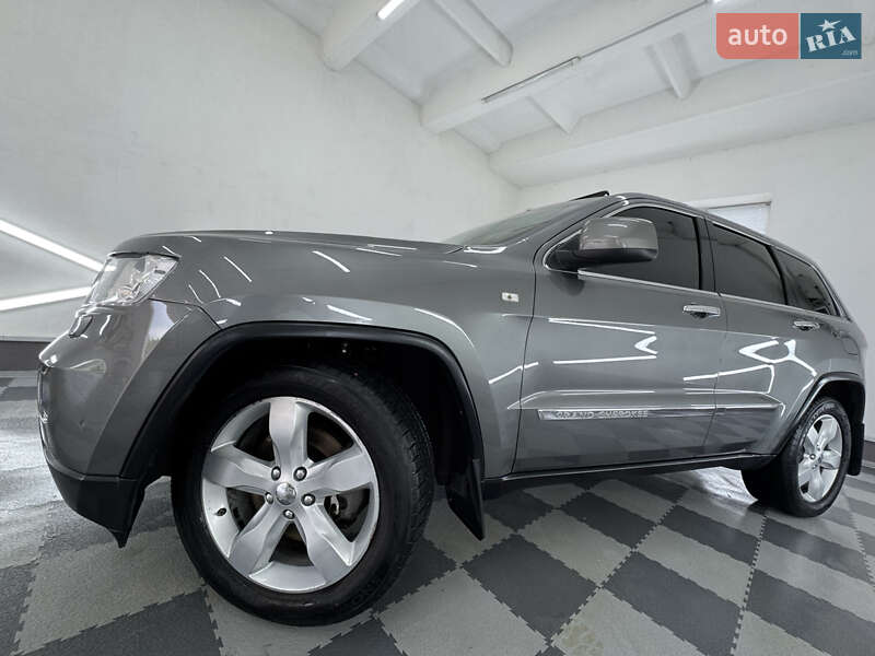 Внедорожник / Кроссовер Jeep Grand Cherokee 2011 в Трускавце