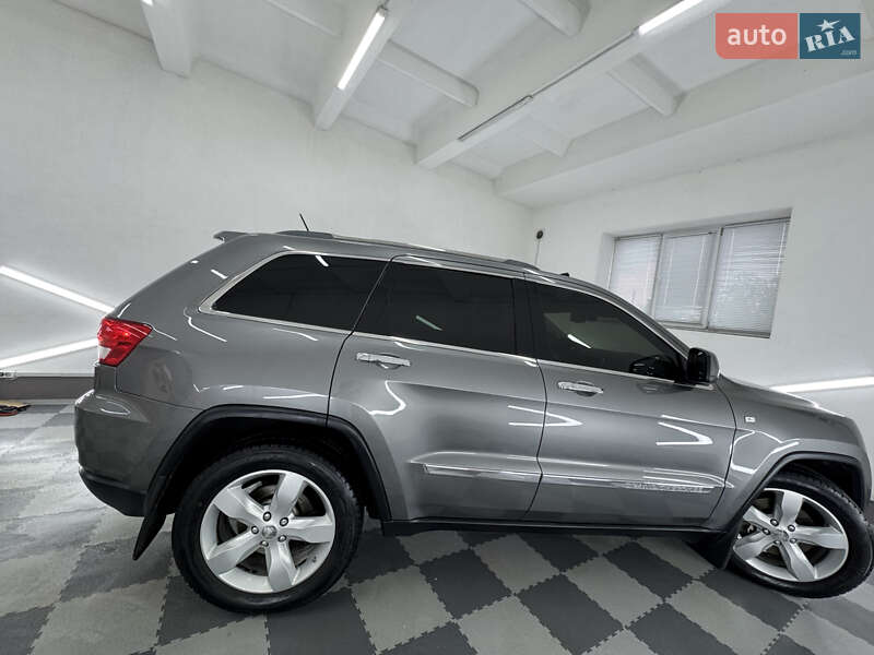 Внедорожник / Кроссовер Jeep Grand Cherokee 2011 в Трускавце