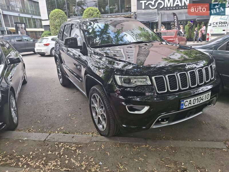 Внедорожник / Кроссовер Jeep Grand Cherokee 2021 в Черкассах
