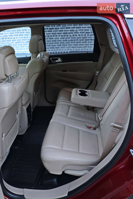 Внедорожник / Кроссовер Jeep Grand Cherokee 2014 в Кременчуге