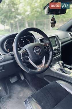 Позашляховик / Кросовер Jeep Grand Cherokee 2018 в 