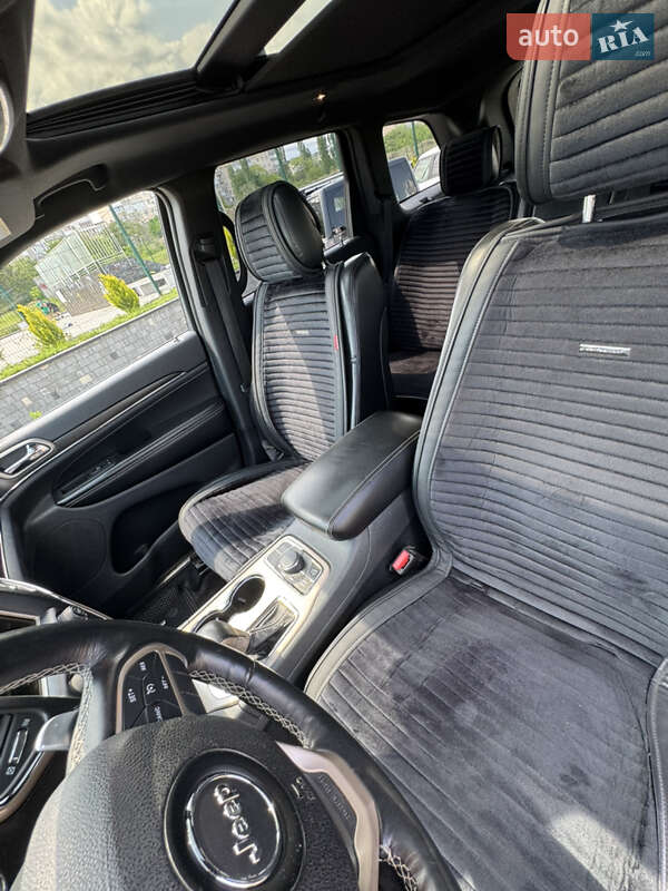 Внедорожник / Кроссовер Jeep Grand Cherokee 2016 в Одессе