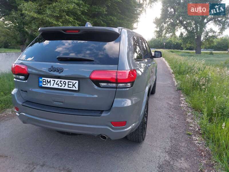 Внедорожник / Кроссовер Jeep Grand Cherokee 2022 в Ромнах