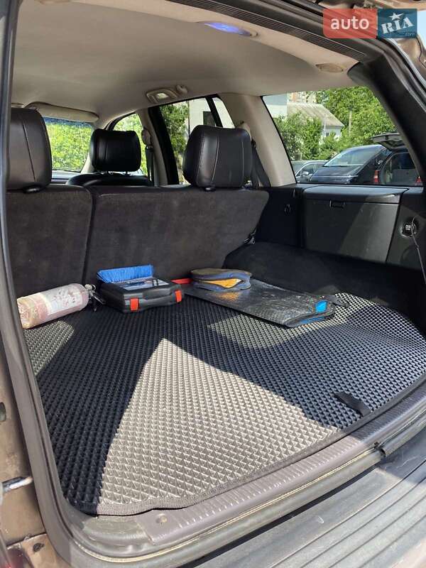 Внедорожник / Кроссовер Jeep Grand Cherokee 2002 в Житомире